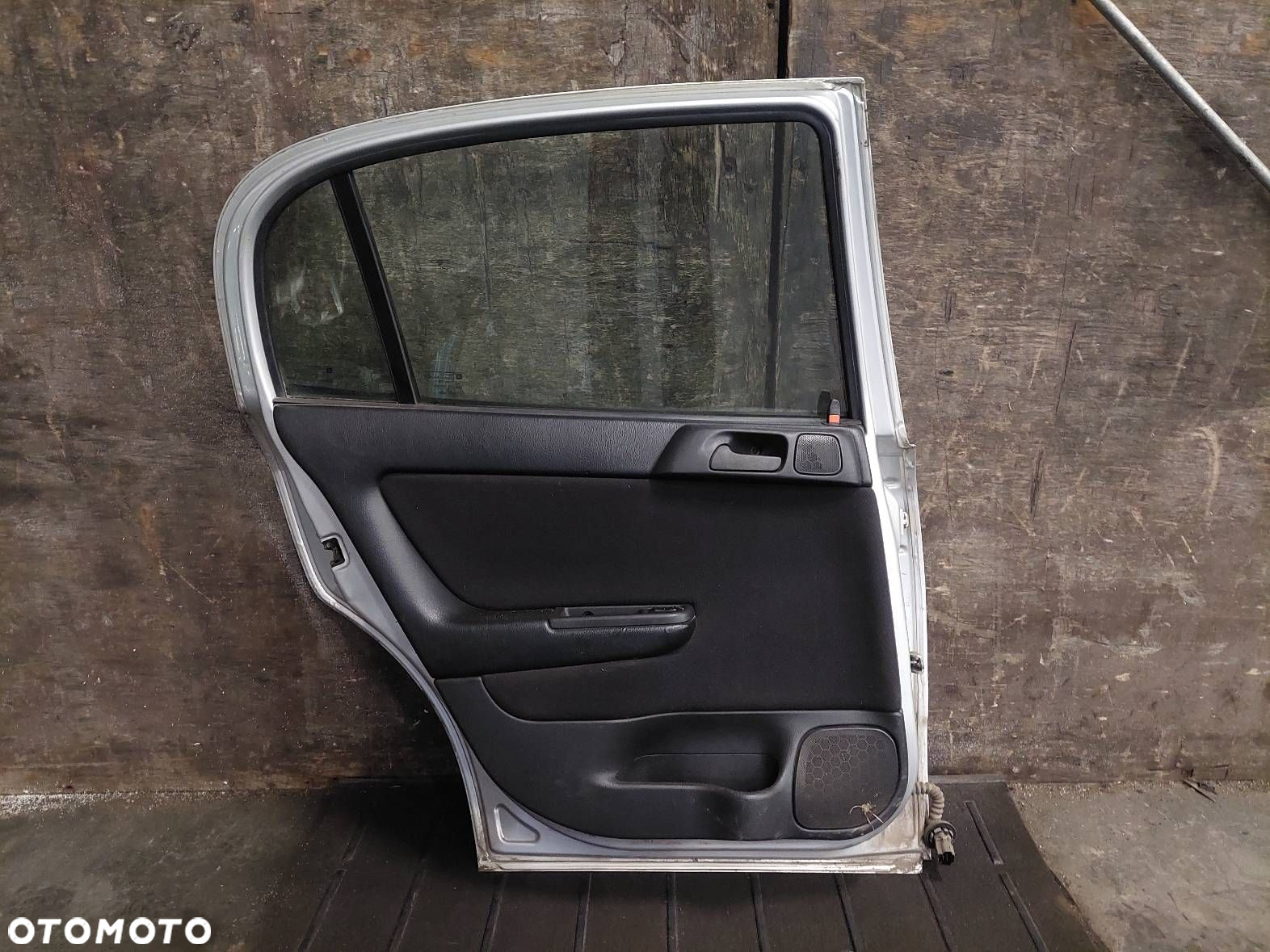 DRZWI KOMPLETNE LEWY TYŁ OPEL ASTRA G HB 5D Z147 - 3