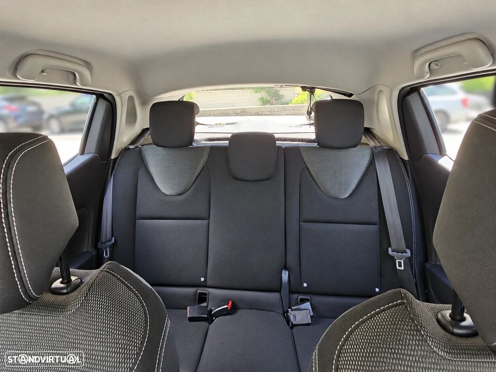 Renault Clio 1.5 dCi Dynamique S - 15
