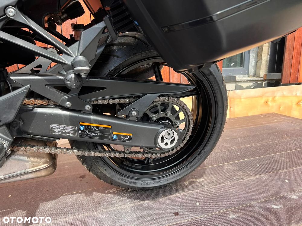 Kawasaki Ninja 1000 SX - 10