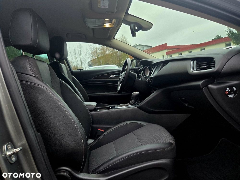 Opel Insignia 1.5 T Innovation S&S - 15