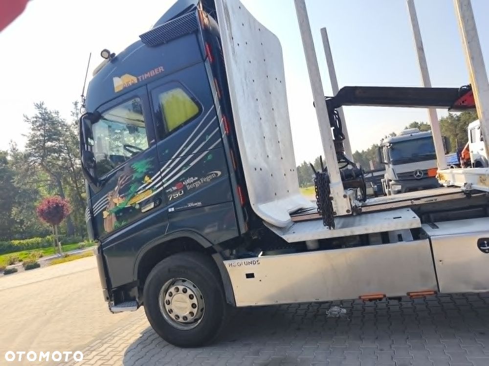 Volvo FH16 750 2015 rok 6x4 Epsilon M110 Opony 80% do drzewa drewna lasu - 24