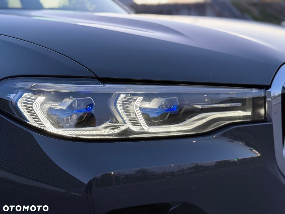 BMW X7 xDrive40d mHEV - 17