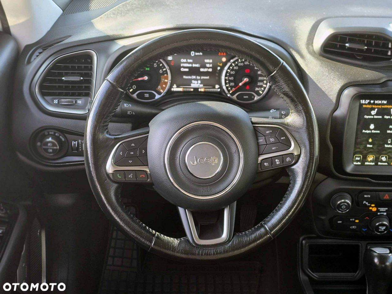 Jeep Renegade - 21