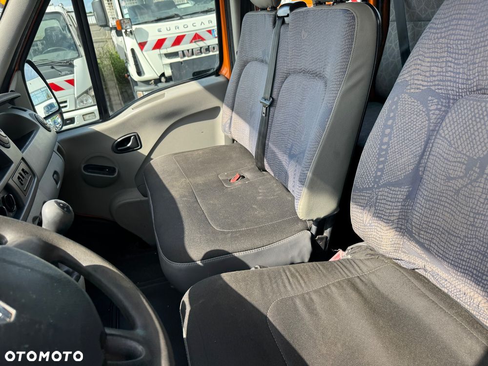 Renault Master Wywrotka brygadowka 7 osób doka  2008. 2.5DCi  Kiper I wł. Wywrot - 15