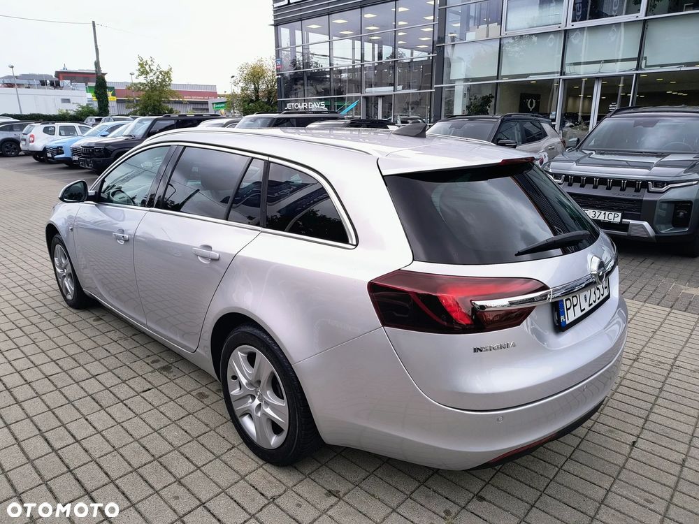 Opel Insignia 1.6 T Cosmo - 4