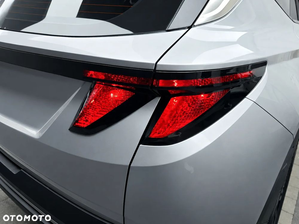 Hyundai Tucson 1.6 T-GDi HEV Executive 2WD - 8