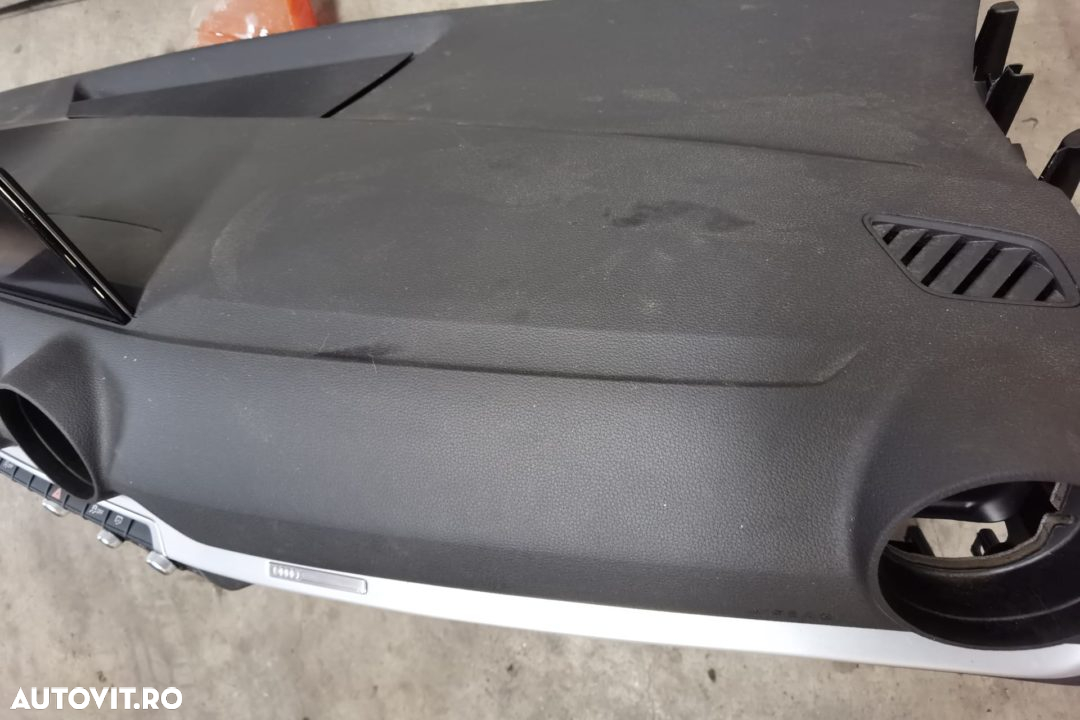 Plansa bord AUDI Q2 2017 2018 2019 - 2