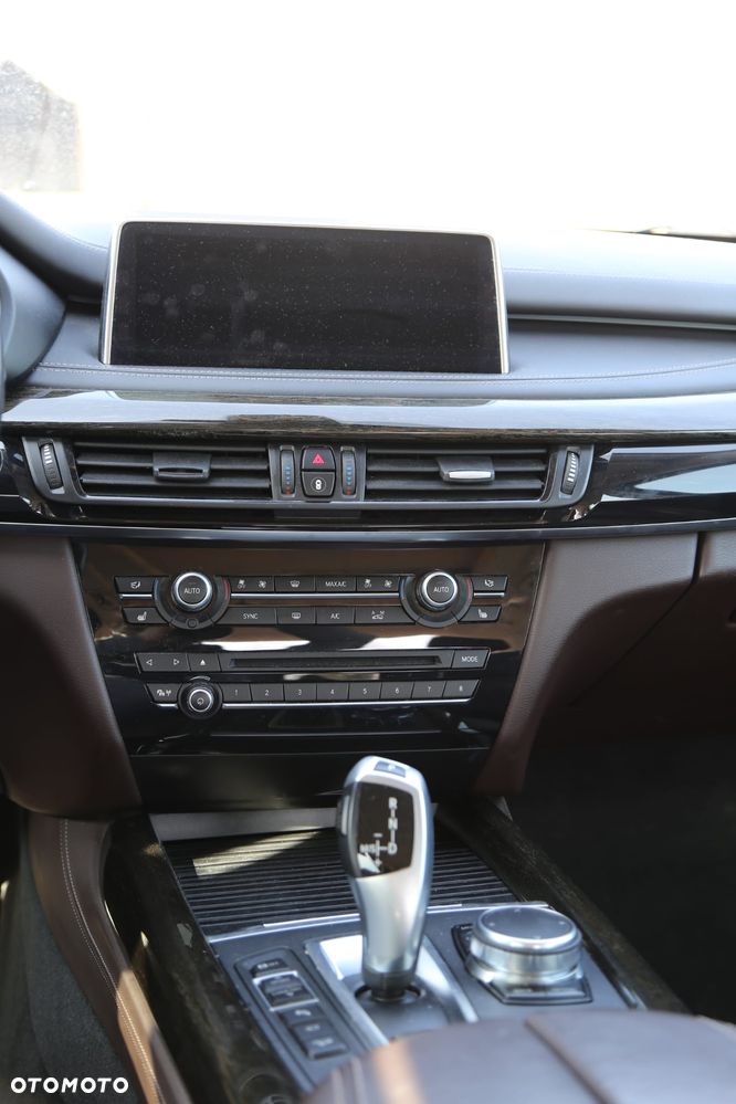 BMW X5 xDrive30d - 14