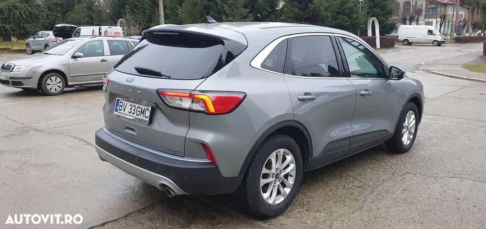 Ford Kuga 1.5 EcoBoost 2x4 Titanium - 2