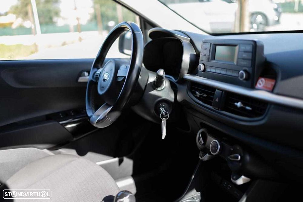 Kia Picanto 1.0 CVVT X-Line 4AT - 4
