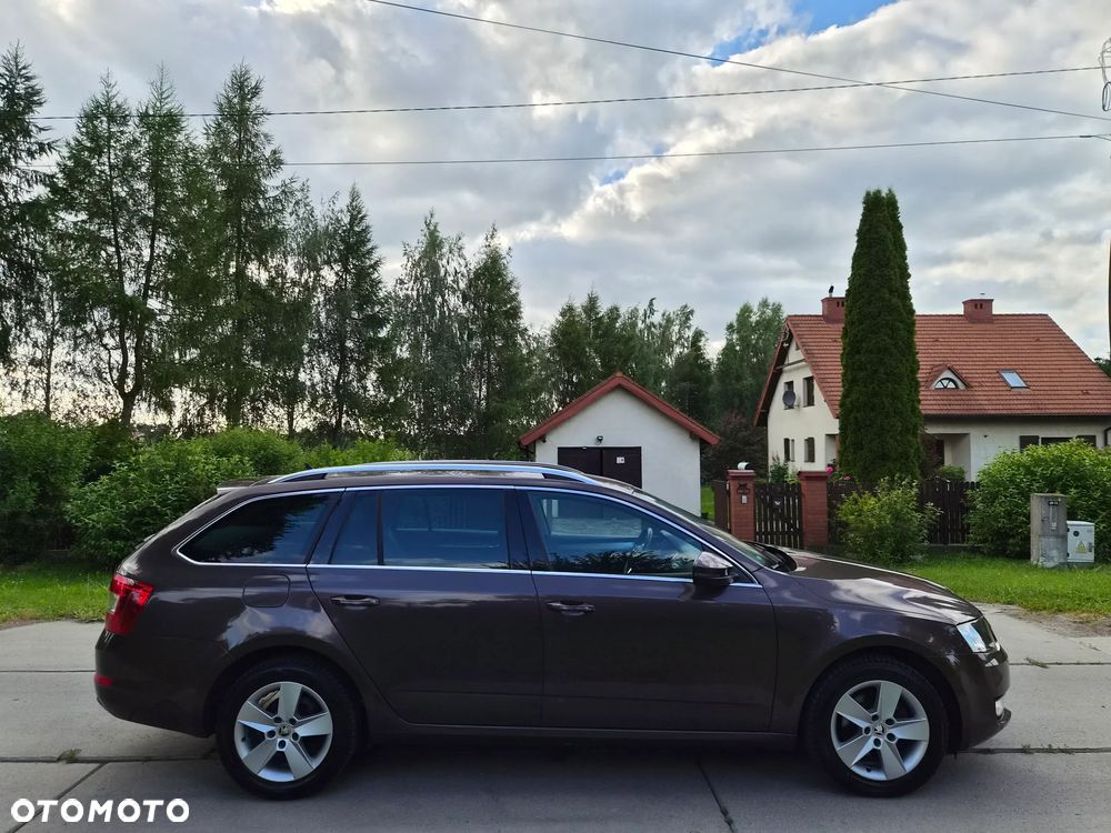 Skoda Octavia 1.4 TSI Ambition - 8