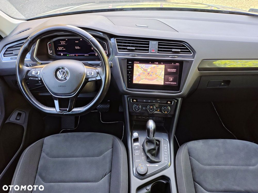Volkswagen Tiguan - 10