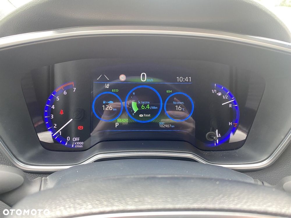 Toyota Corolla - 12