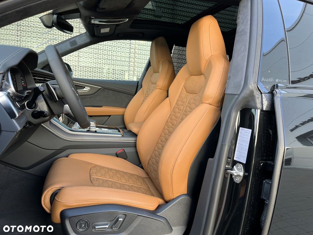 Audi RS Q8 - 6