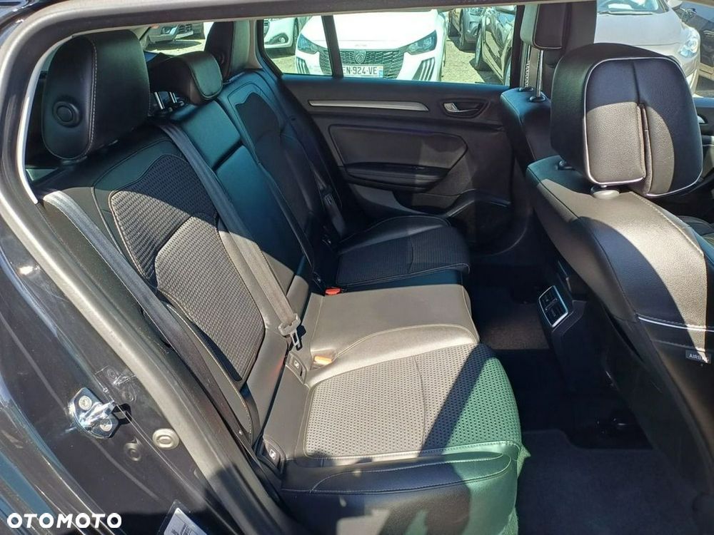 Renault Megane ENERGY dCi 130 BOSE EDITION - 14