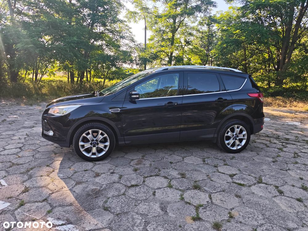 Ford Kuga 2.0 TDCi 4x4 Titanium - 4