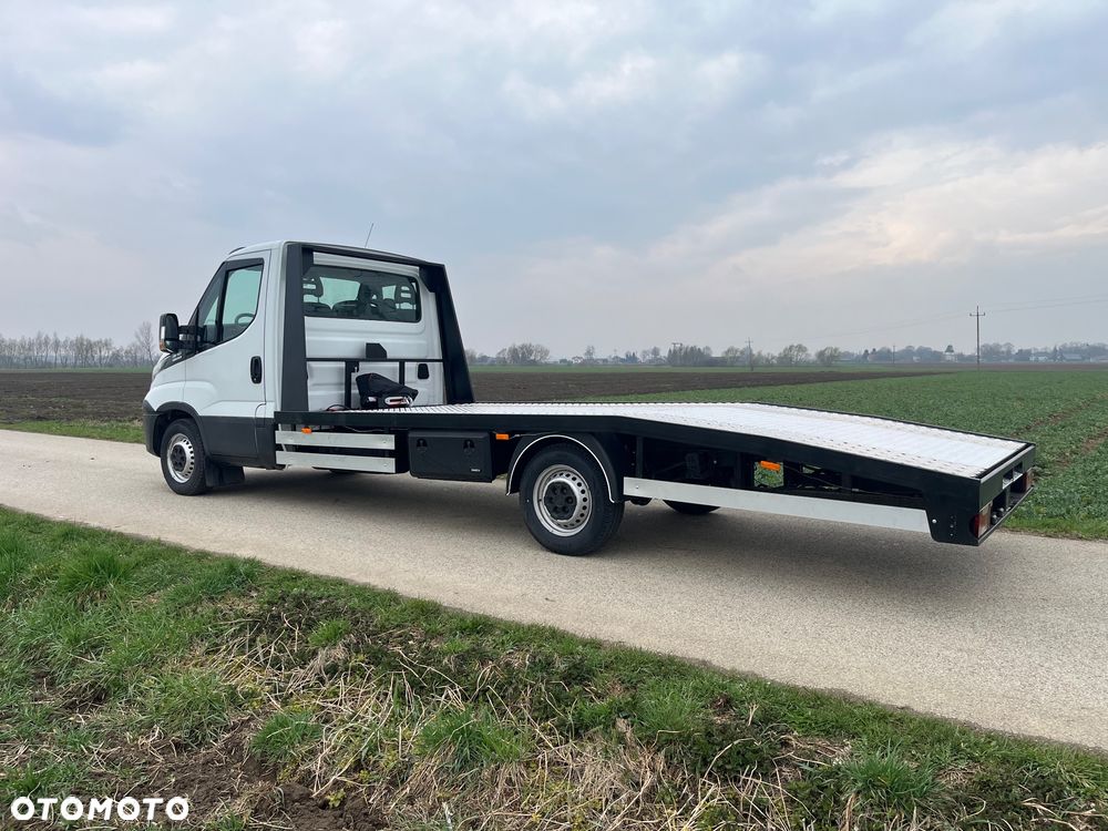 Iveco Daily - 28
