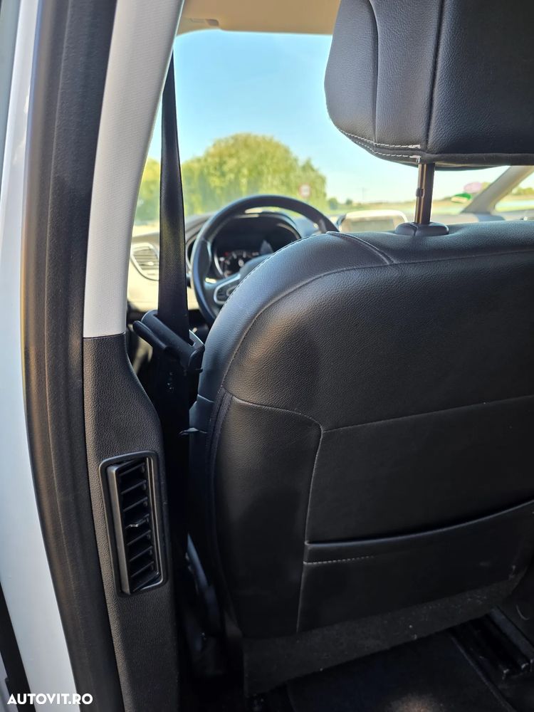 Renault Scenic - 28