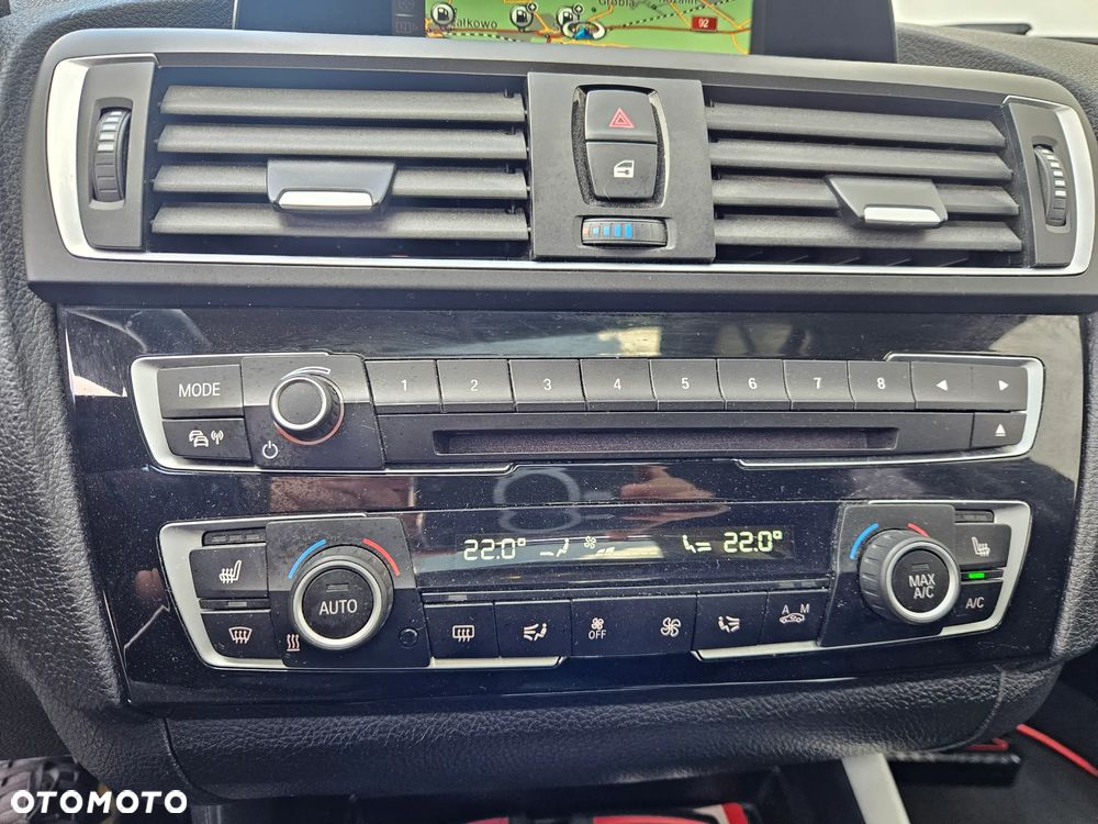 BMW Seria 1 120d Sport-Aut Sport Line - 13