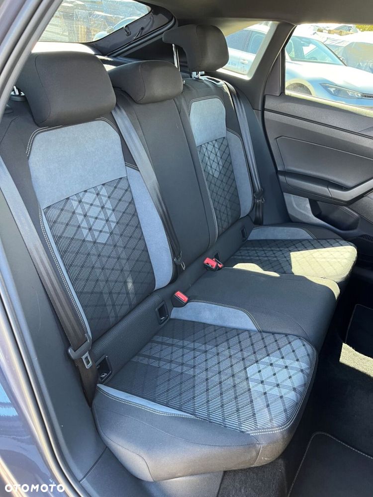 Volkswagen Taigo 1.5 TSI ACT R-Line Plus DSG - 11