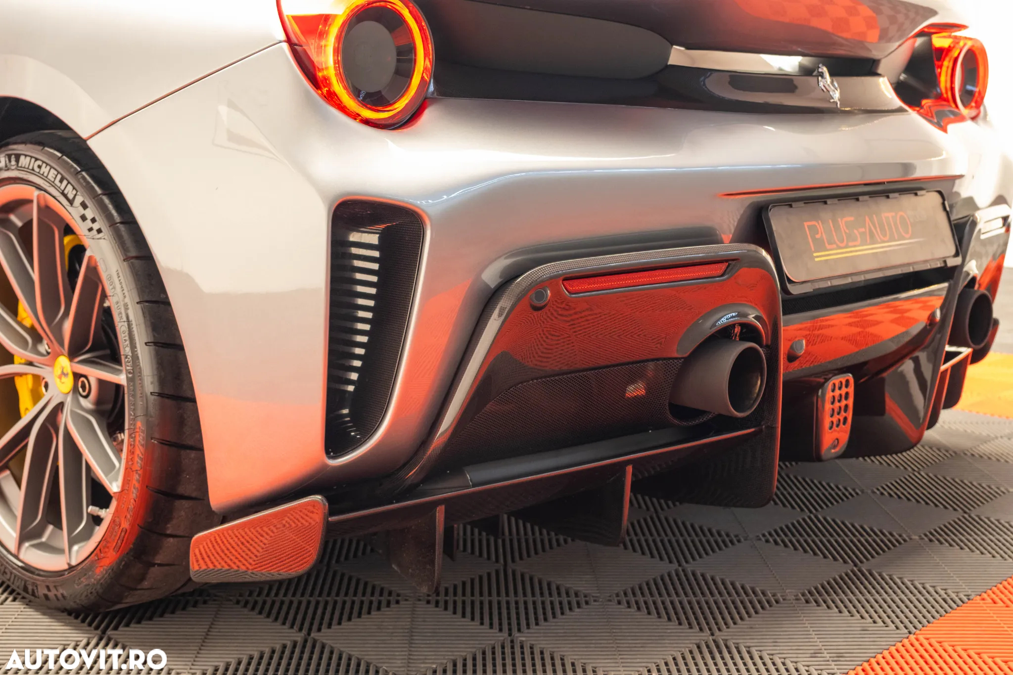 Ferrari 488 GTB - 17