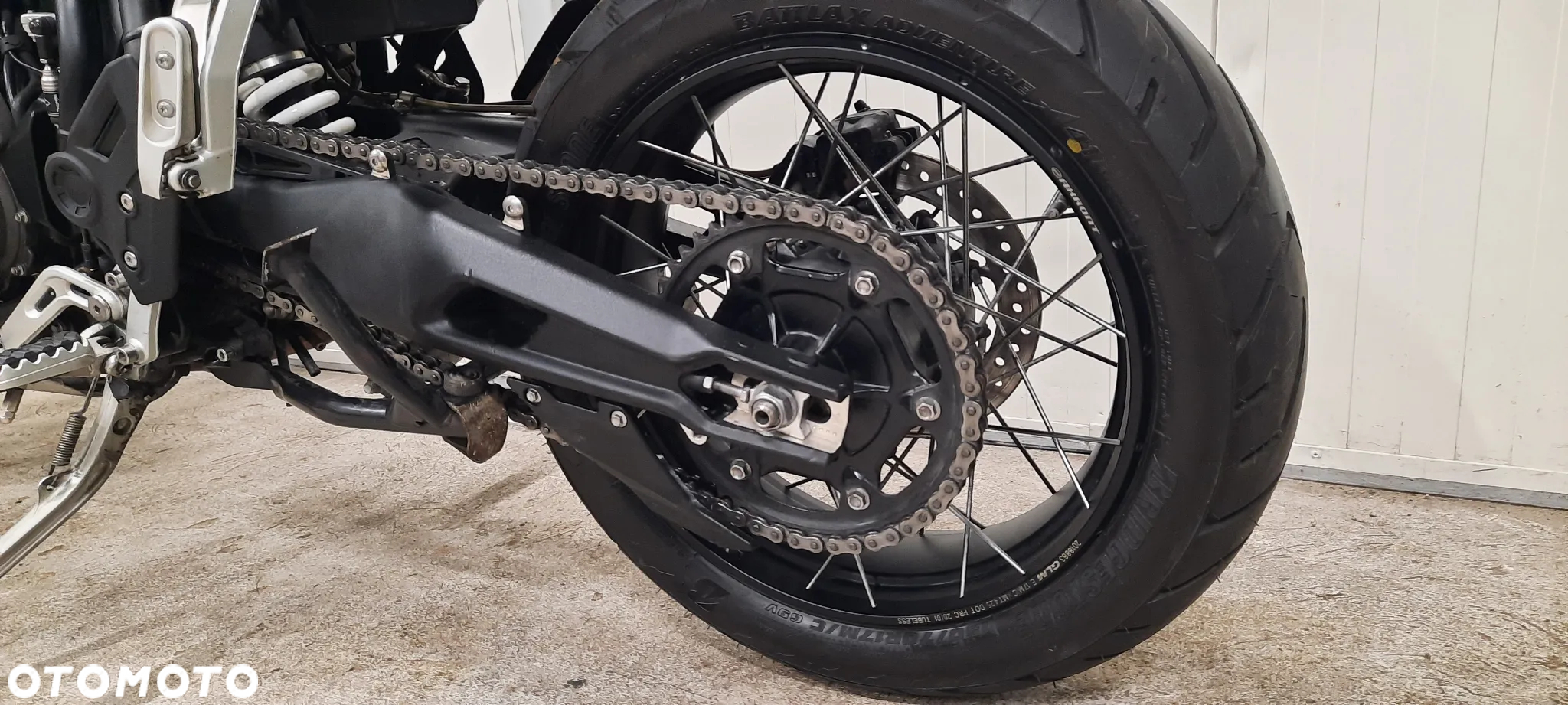 Triumph Tiger - 9