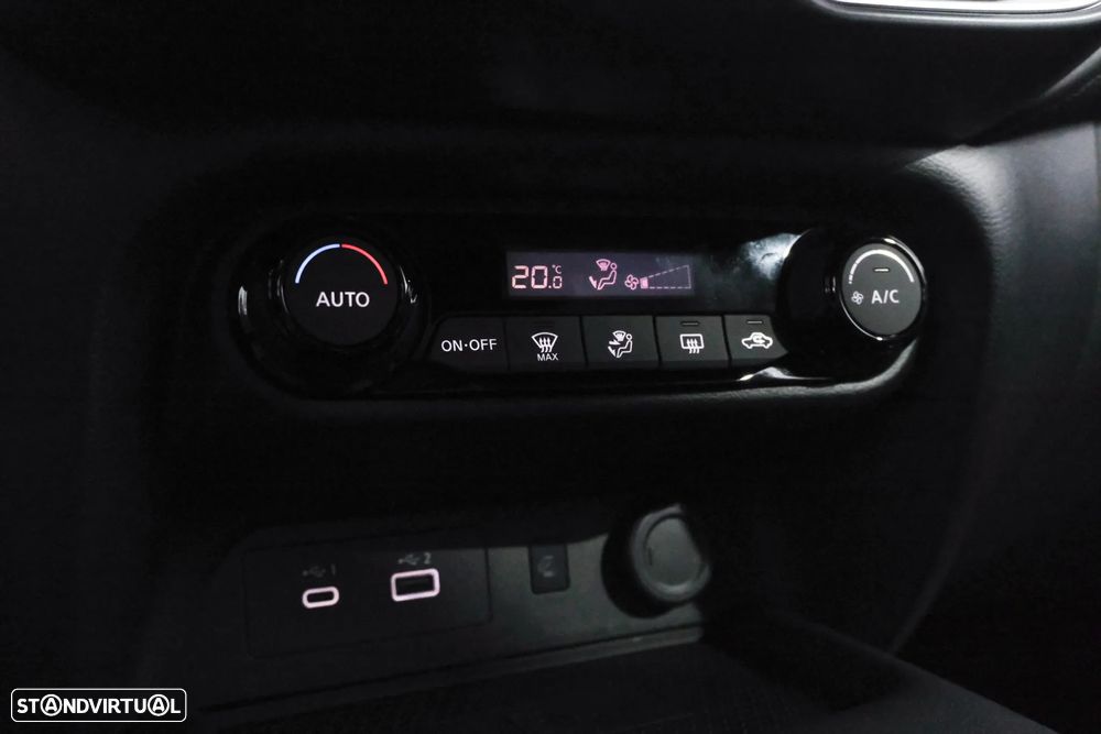 Nissan Juke 1.0 DIG-T N-Connecta NAV. - 33