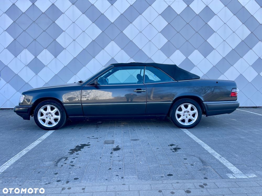 Mercedes-Benz Klasa E - 2