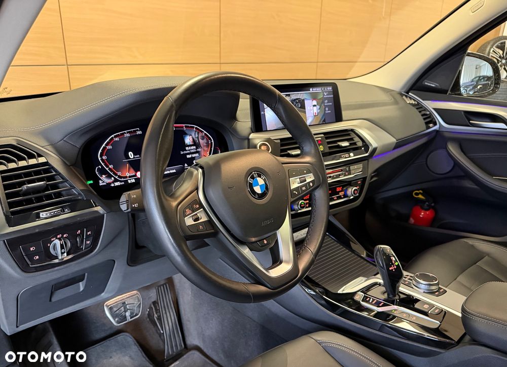 BMW X3 xDrive20d xLine - 14