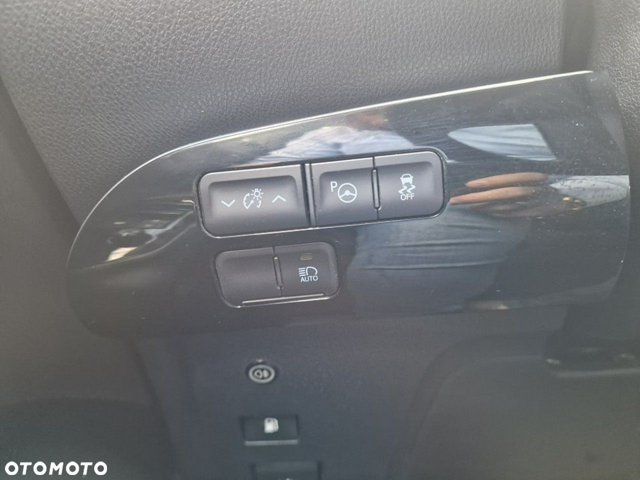 Toyota Prius 1.8 Hybrid Executive - 10