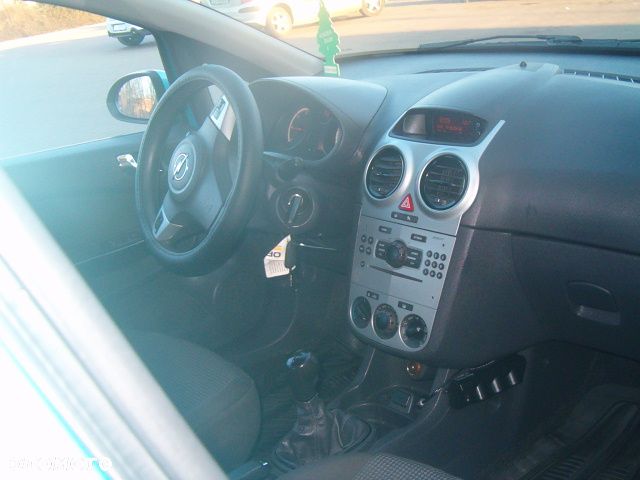 Opel Corsa - 27