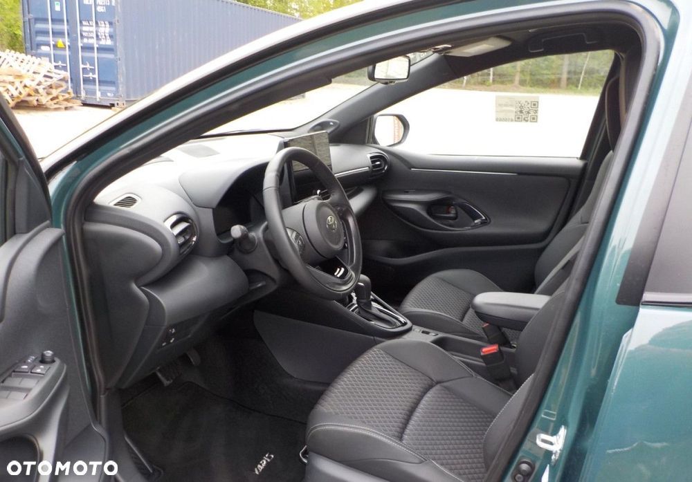 Toyota Yaris - 18