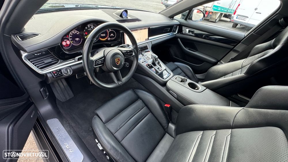 Porsche Panamera Sport Turismo 4 E-Hybrid - 39