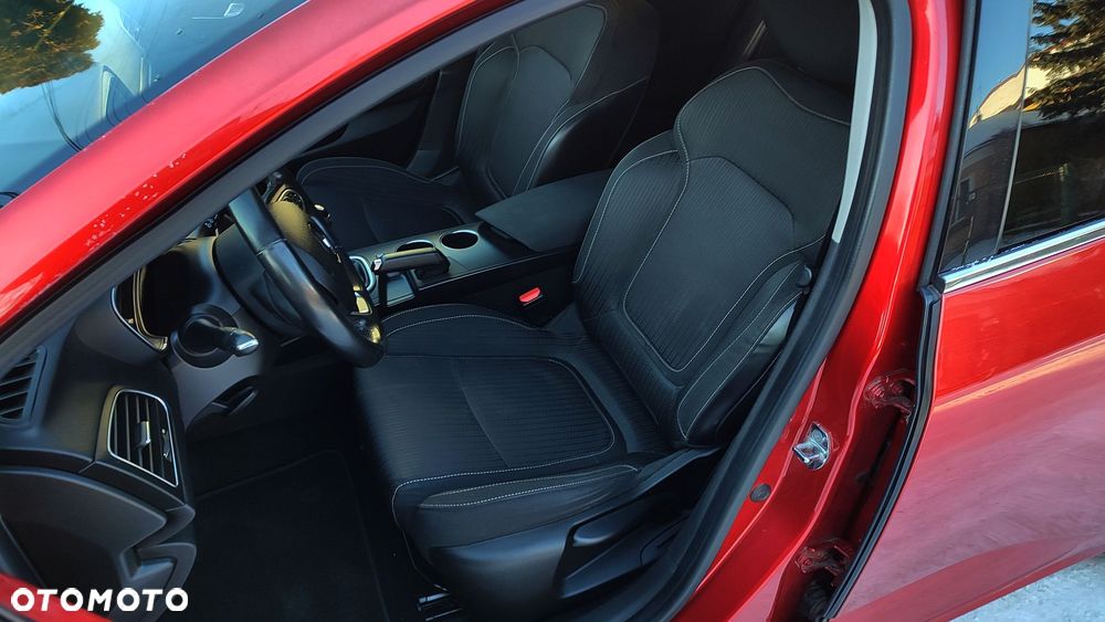Renault Megane ENERGY dCi 110 EXPERIENCE - 4