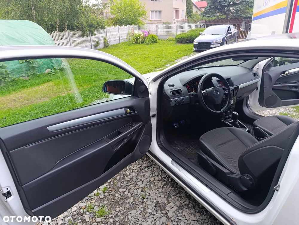 Opel Astra 1.6 - 12