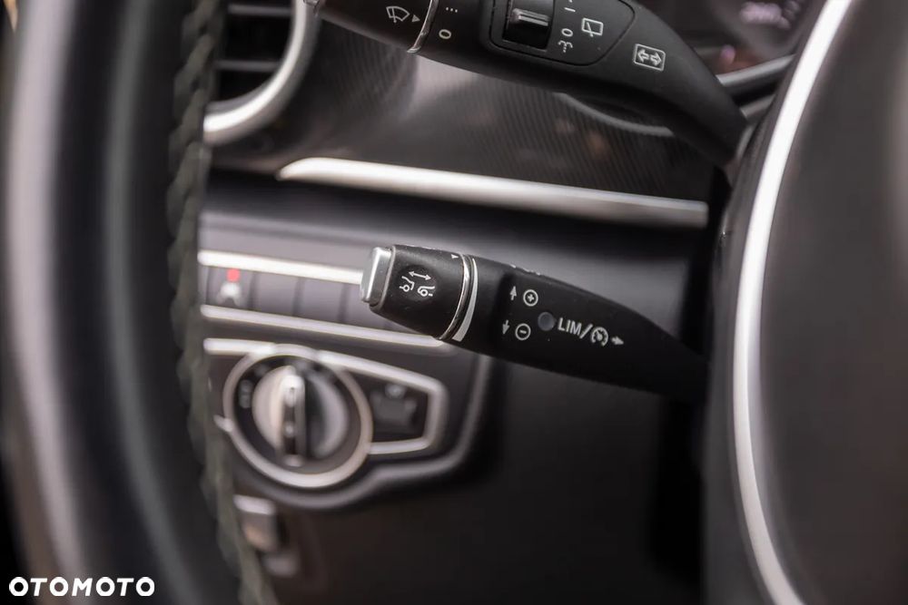 Mercedes-Benz Klasa V 250 (BlueTEC) d lang 4Matic 7G-TRONIC Edition - 23
