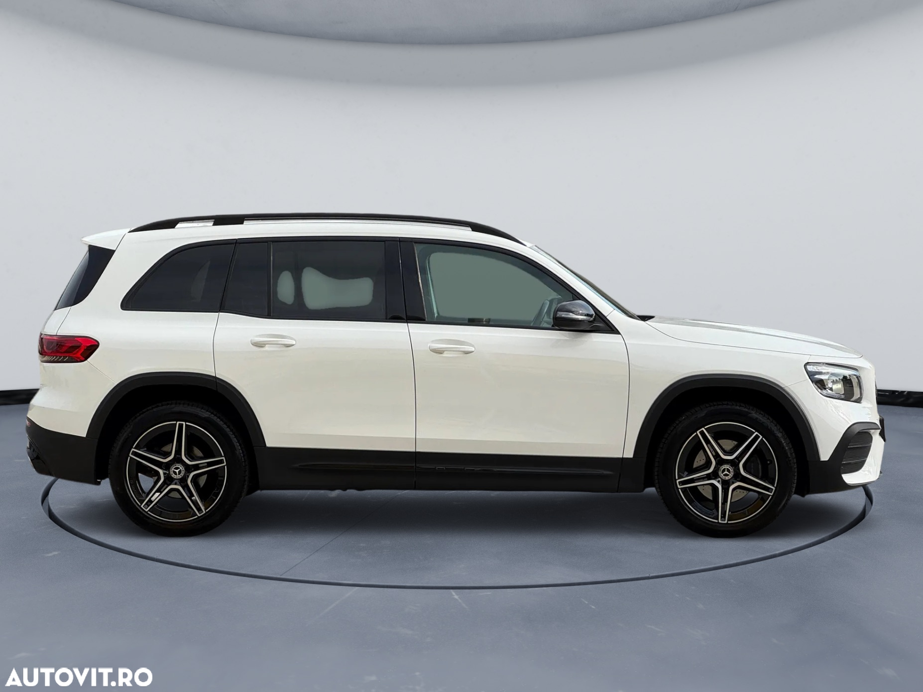 Mercedes-Benz GLB 200 d 8G-DCT AMG Line - 10
