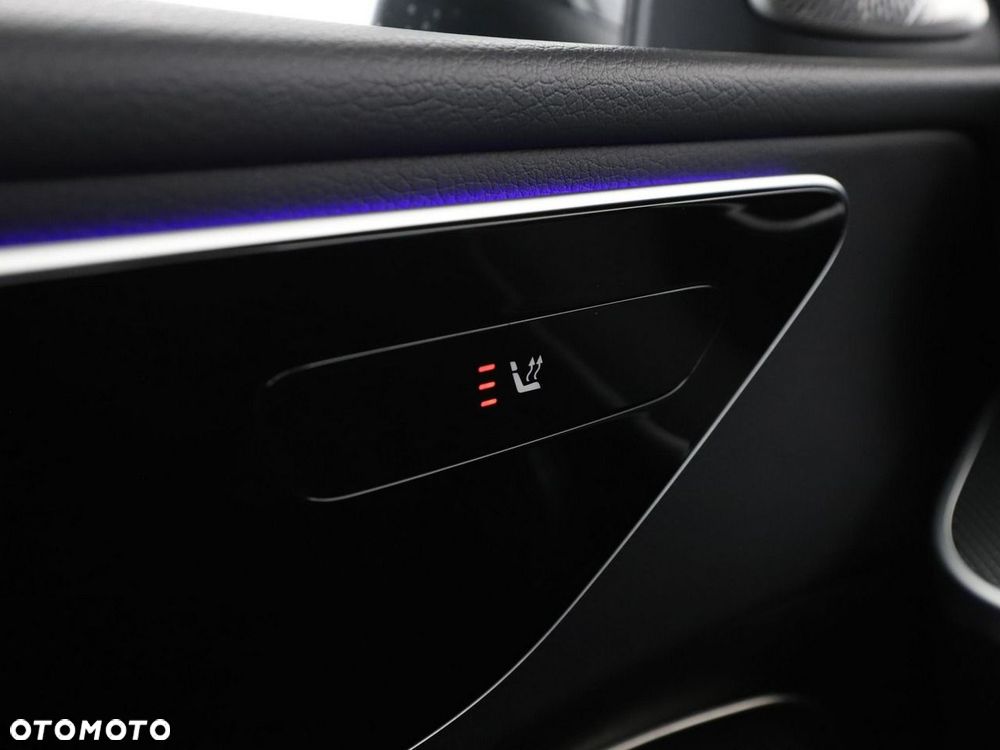 Mercedes-Benz Klasa C 300 e PHEV - 38