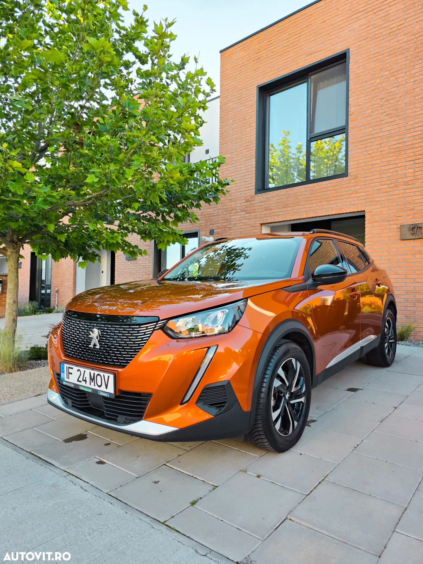 Peugeot 2008 1.5 BlueHDI EAT8 STT Allure Pack - 2