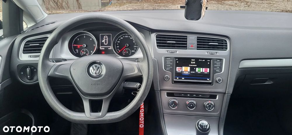Volkswagen Golf 1.6 TDI BlueMotion Technology Trendline - 13
