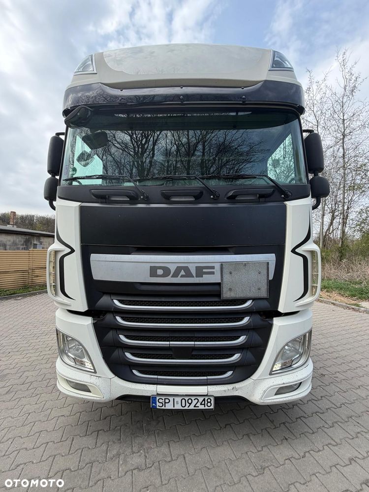 DAF XF SUPER SPACE CAB - 2