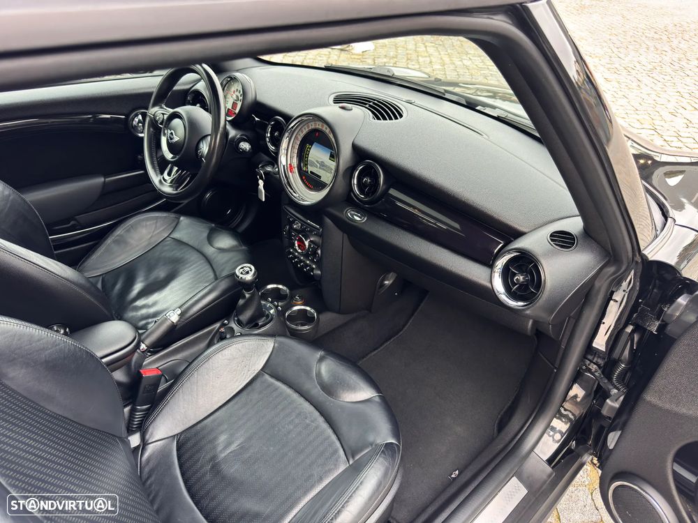 MINI 3 Portas Cooper SD - 36