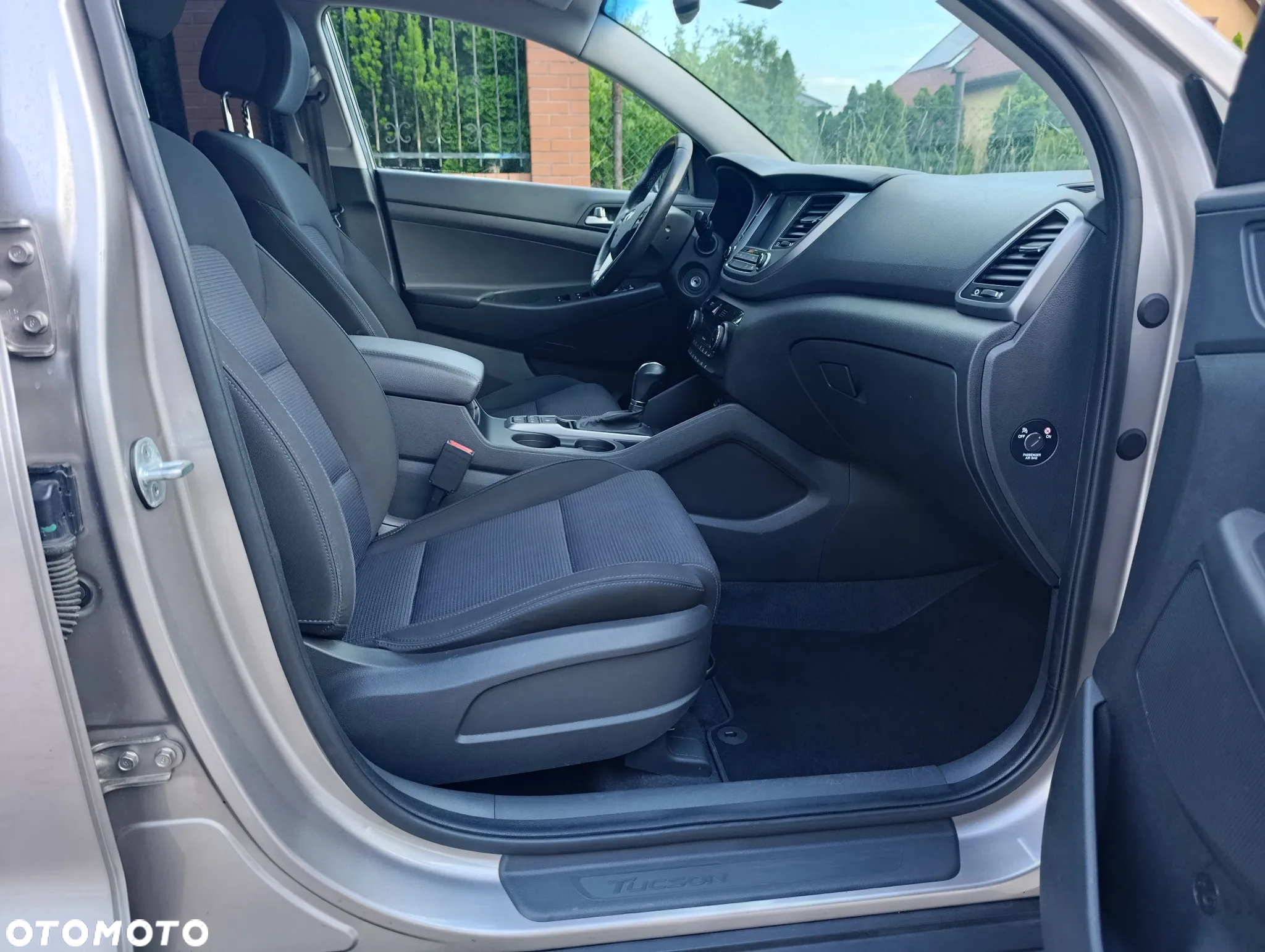 Hyundai Tucson 2.0 CRDi 4WD Automatik Premium - 23