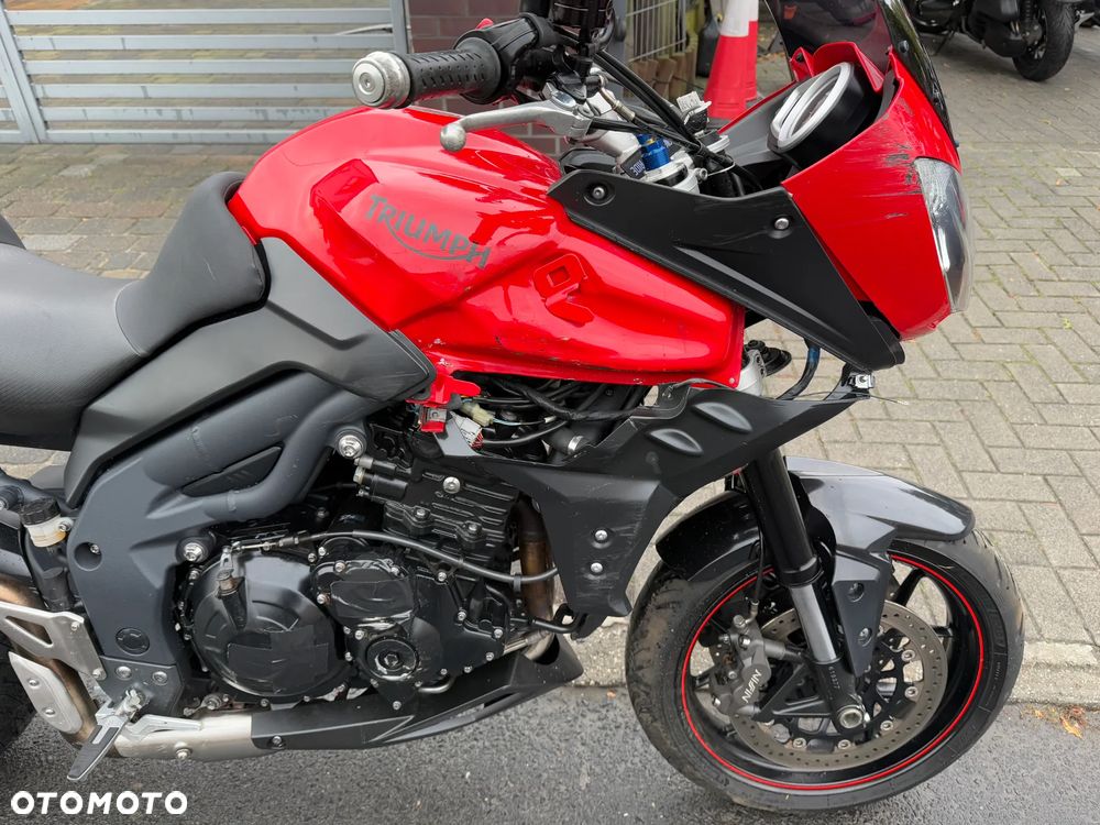 Triumph Tiger - 24