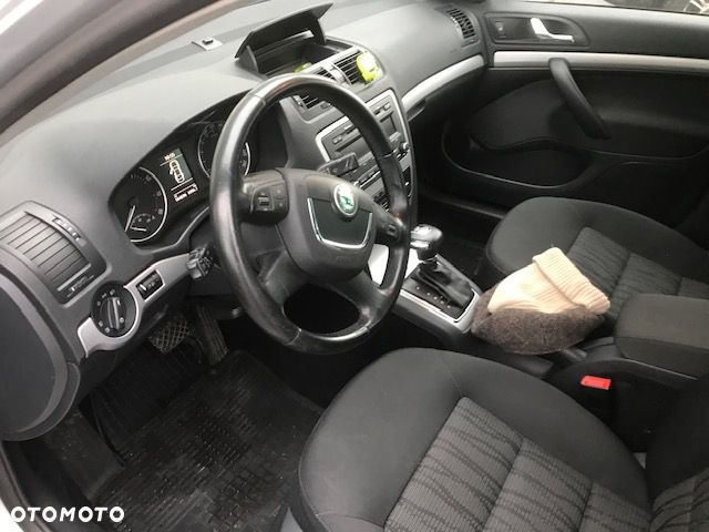 Skoda Octavia 1.8 TSI Elegance DSG - 7