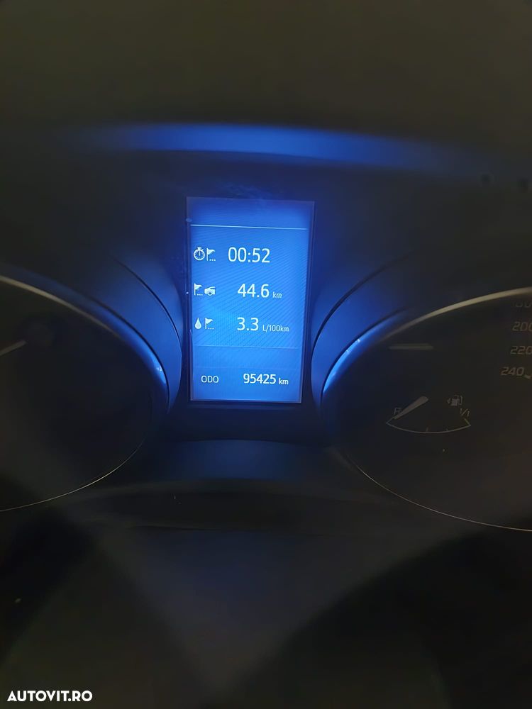Toyota Auris - 7