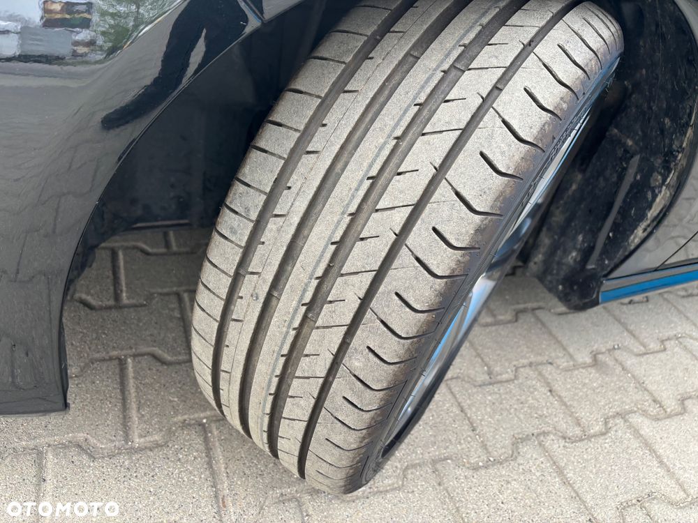 Mercedes-Benz CLA 220 CDI 7G-DCT AMG Line - 12