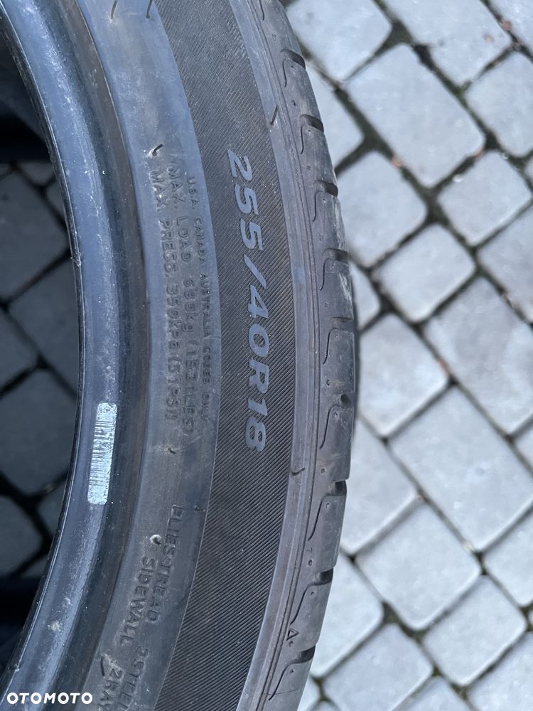 Opony letnie 255/40/18 Laufenn S fit EO z 2020 roku - 3