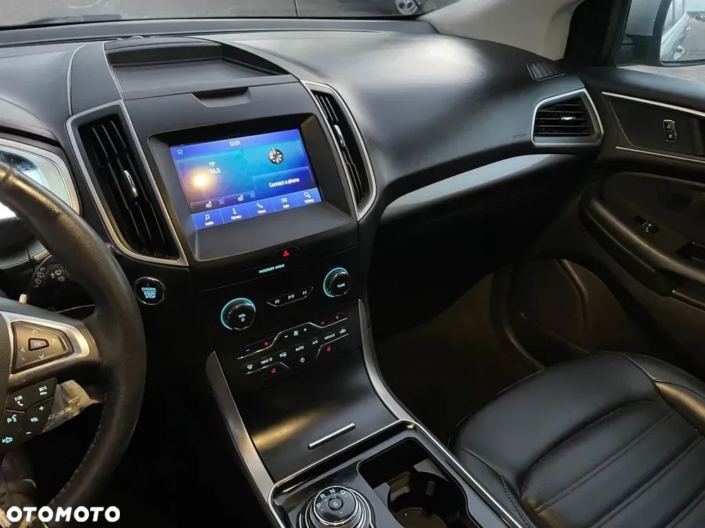 Ford Edge - 11