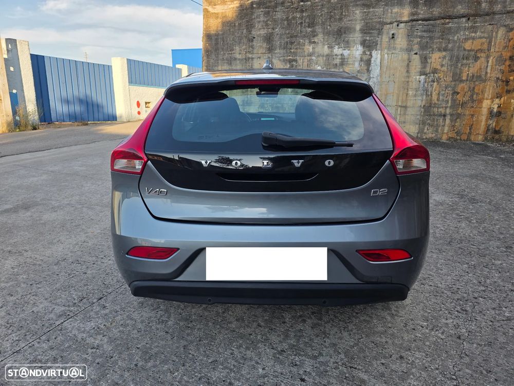 Volvo V40 2.0 D2 Momentum - 12